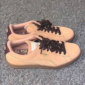 Puma sneakers